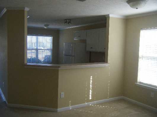 Building Photo - Available Mid August! Centrally Located To...