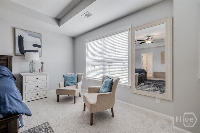 Building Photo - 114 Sams Dr