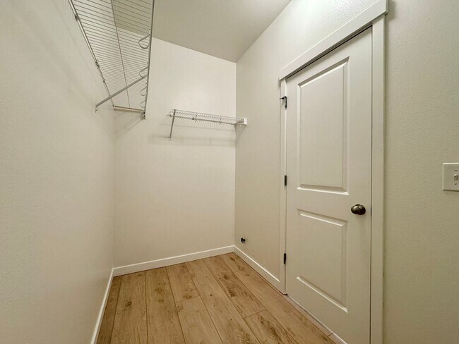 Building Photo - 1729 Cyrene Dr NW