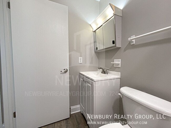 Building Photo - 36 Sunbury Estates