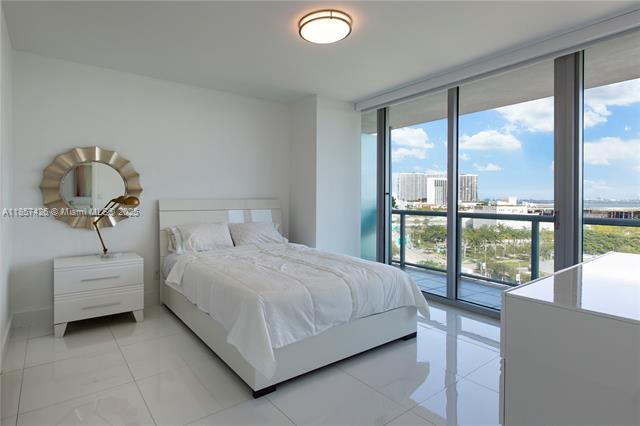 Building Photo - 888 Biscayne Blvd