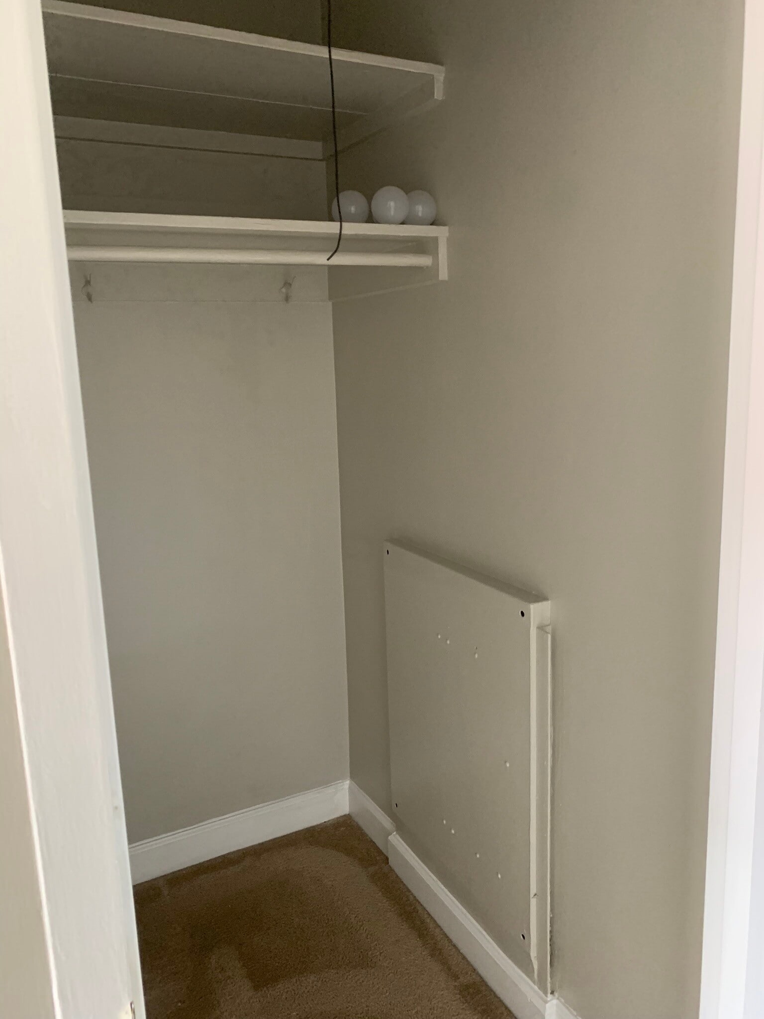 Right Closet #3 - 1111 Arlington