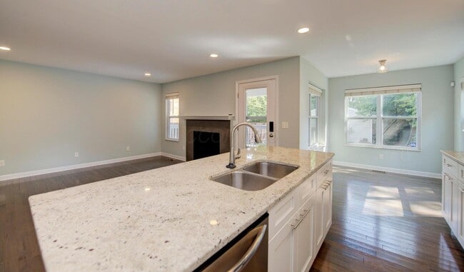 Building Photo - 1455 Franklin Ave