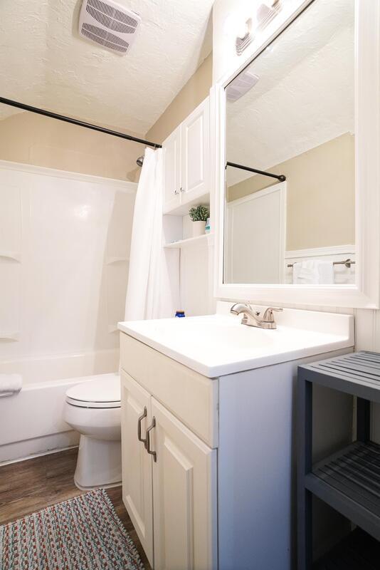 Building Photo - 1252 Sage Ave