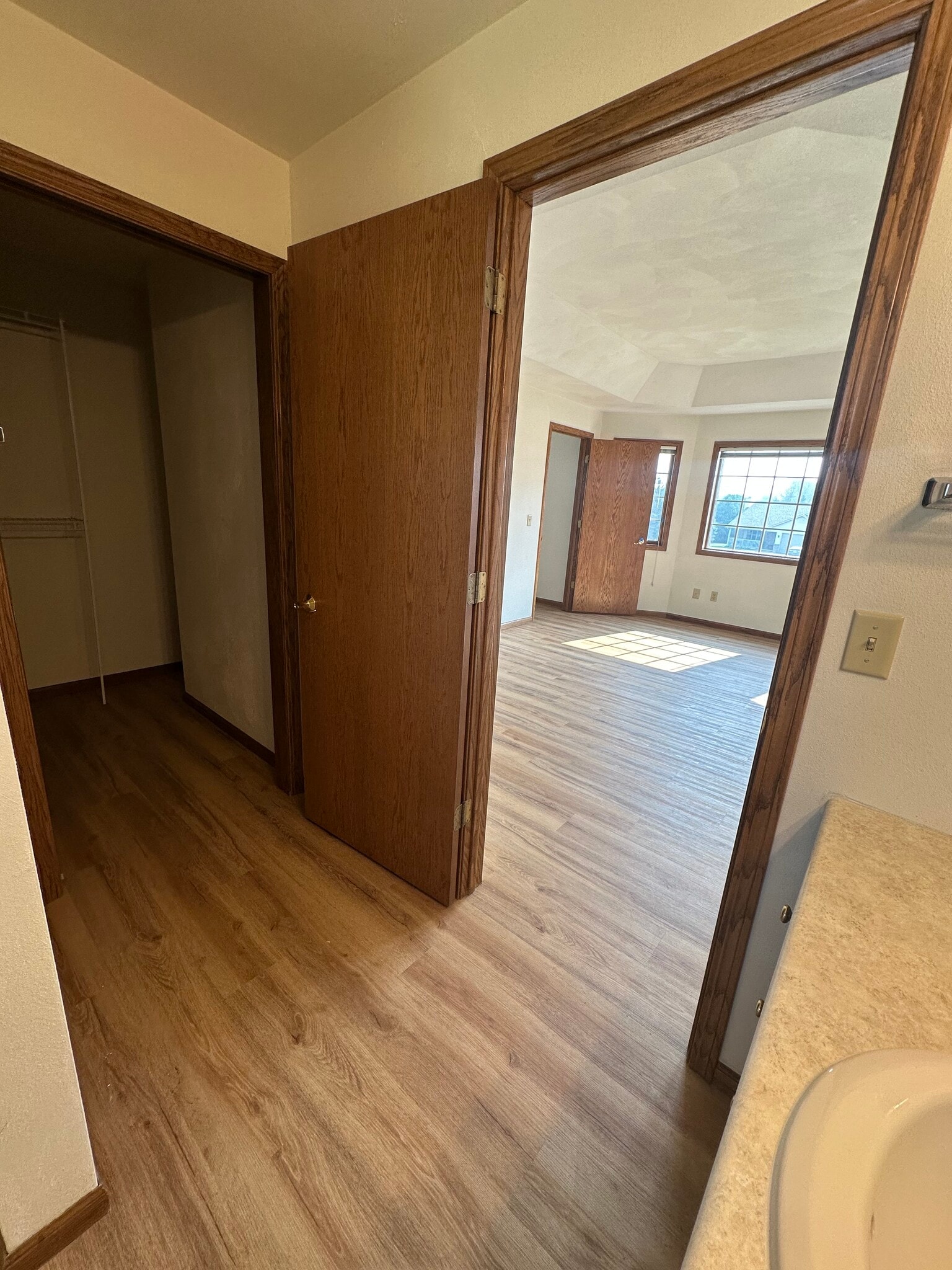 Building Photo - N511 Willowcrest Ct