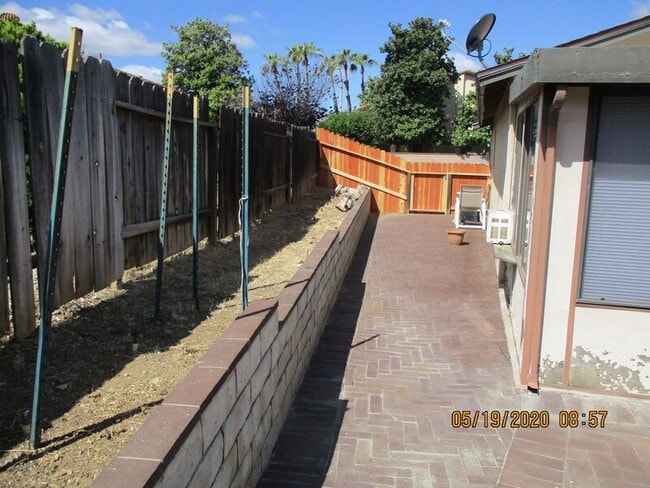 Building Photo - 28244 Encanto Dr