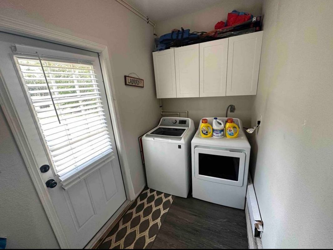 Building Photo - 2116 W Dellview Dr