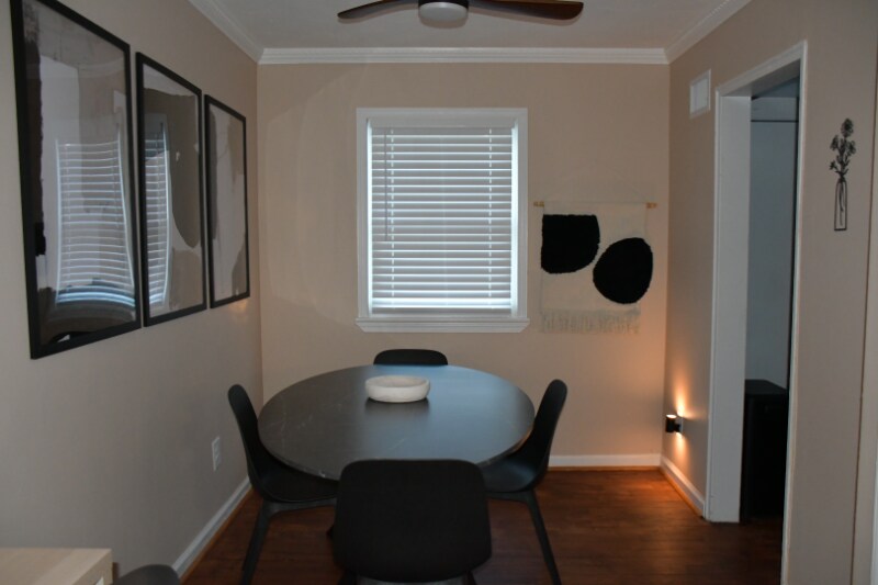 Building Photo - 2633 Colebrooke Dr