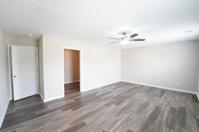 Building Photo - Coming Available!