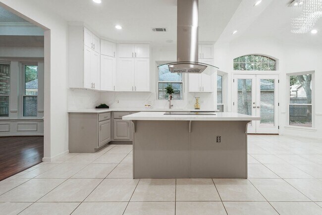 Building Photo - 127 S Copperknoll Cir