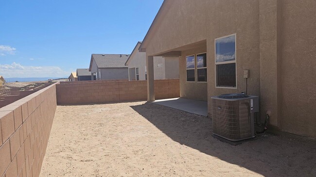 Building Photo - 1449 Vista Grande Lp