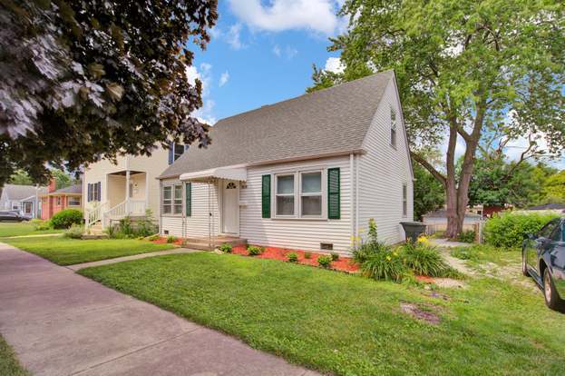 Building Photo - 8837 S Talman Ave