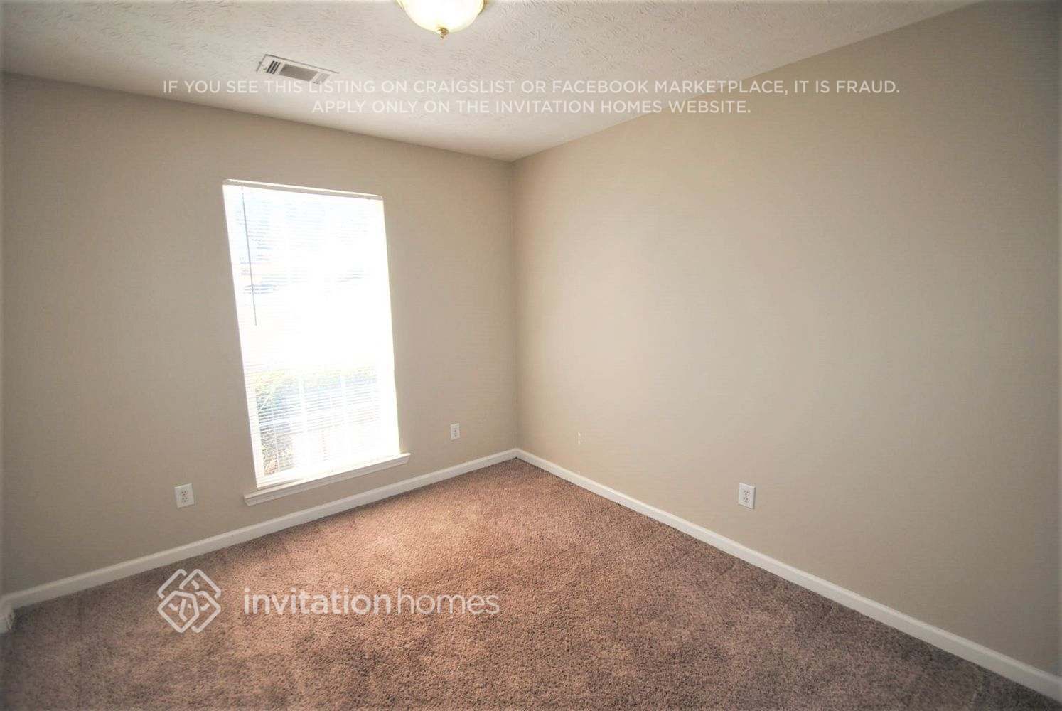 Building Photo - 4034 Double Hill Pl