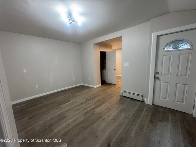 Building Photo - 1418 Monsey Ave