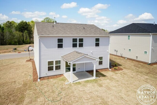 Building Photo - 44 Plantation Dr