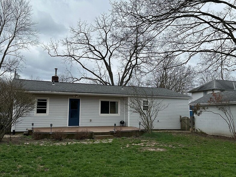 Building Photo - 302 Kohl St