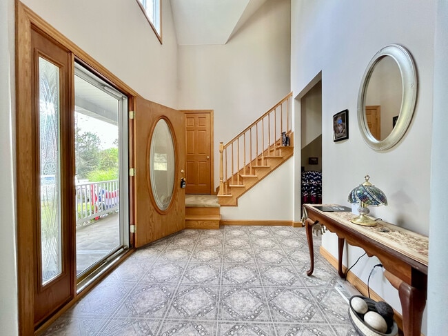 Building Photo - 6286 Fenn Rd