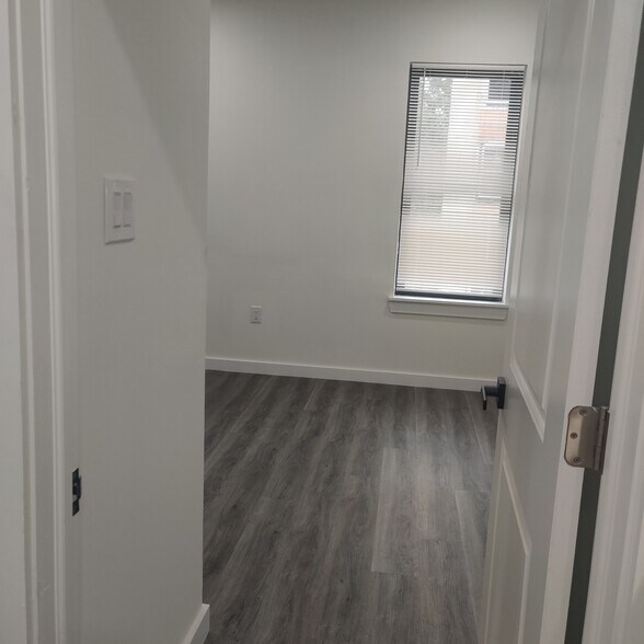 Building Photo - 2546 N 11th St
