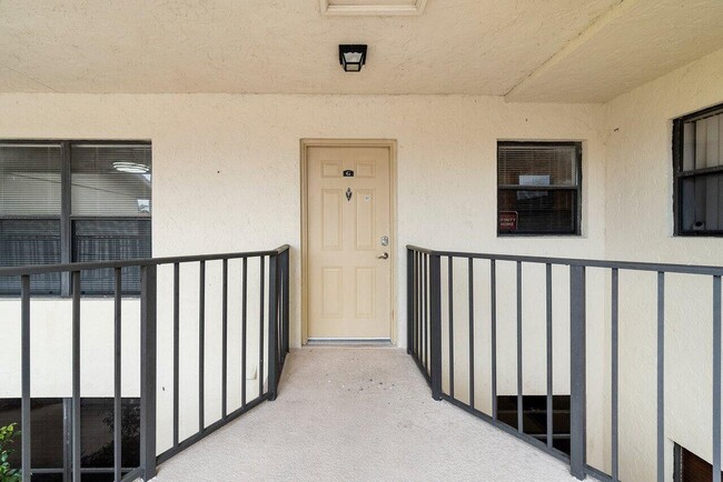 Building Photo - 1480 Windorah Way