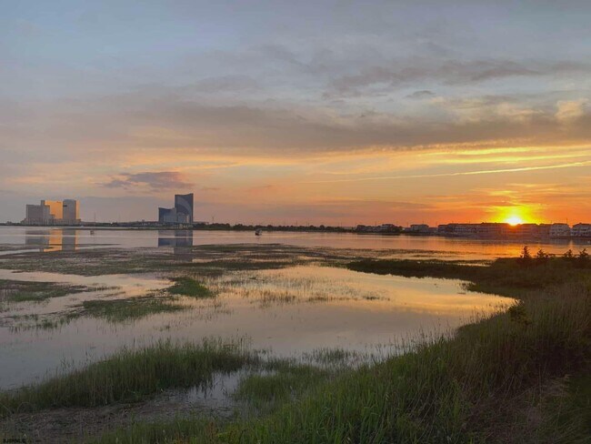 Building Photo - 12 Gull Cove