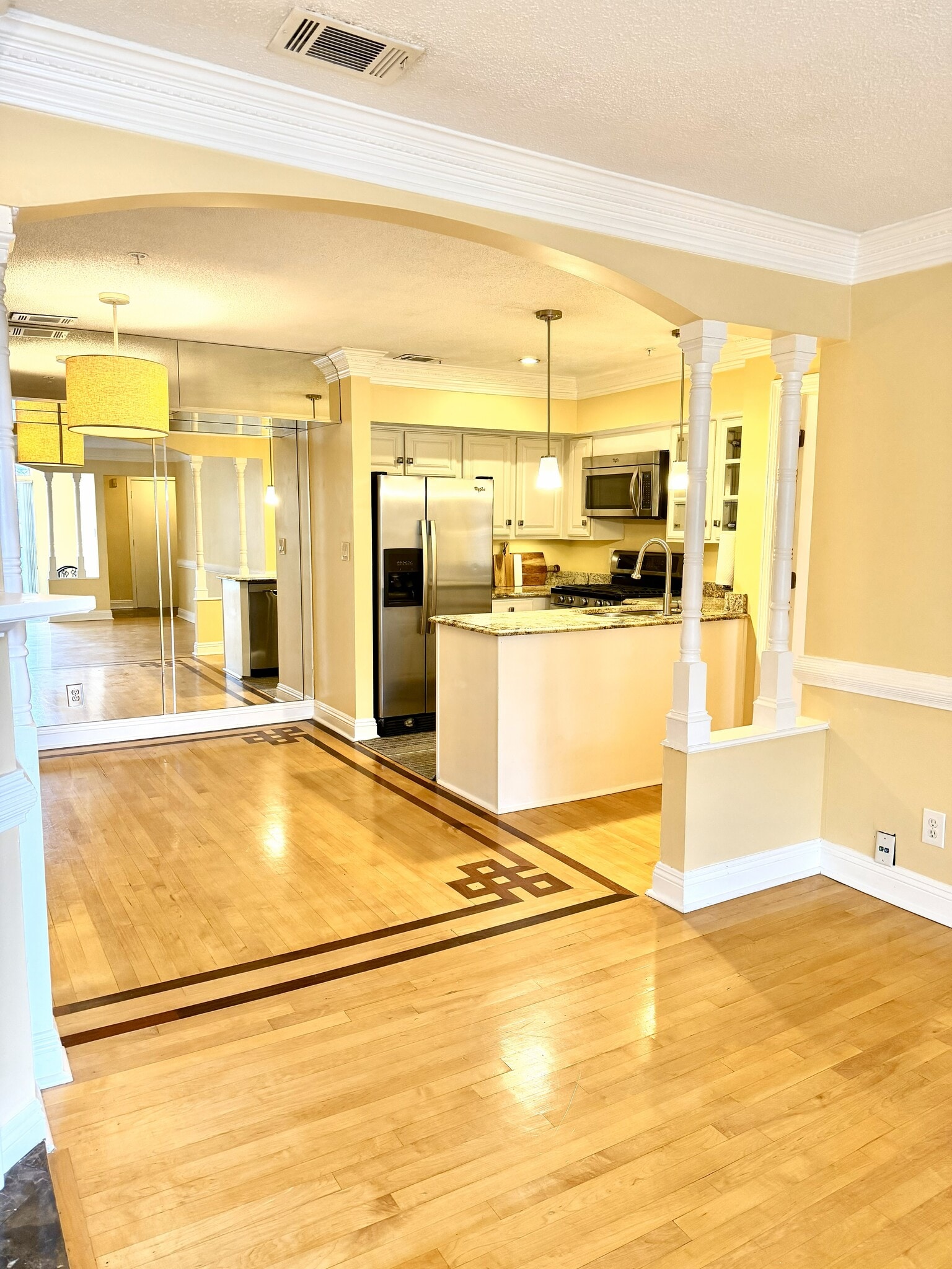 Building Photo - 247 Cobblestone Trl