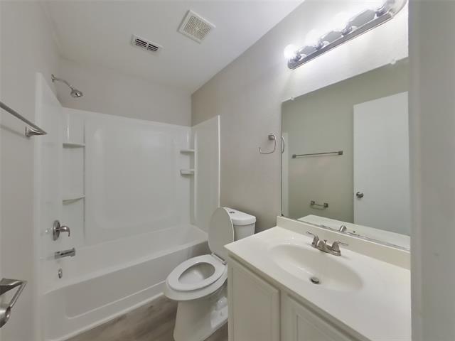Building Photo - 14124 Cochise Dr