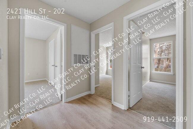 Building Photo - 2421 Hill St