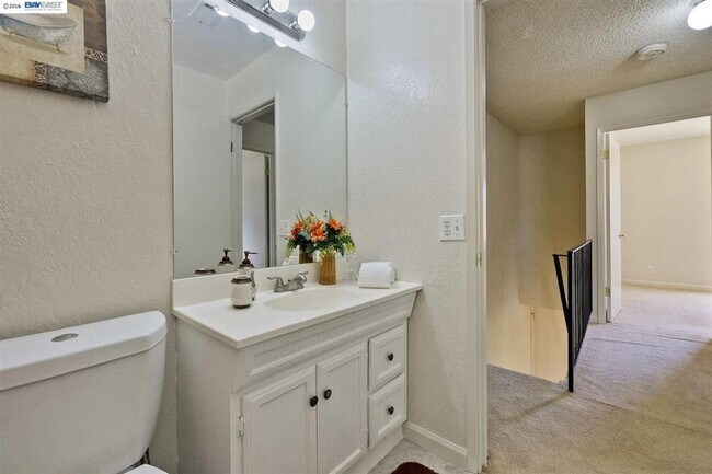 Building Photo - COMING SOON! | $2,890 / 3 BR - GORGEOUS TOWN HOME IN NORTHGATE AREA OF FREMONT!