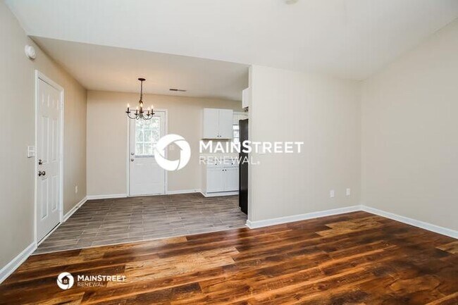 Building Photo - 3 Bedroom Pet-Friendly Home in CARTERSVILL...