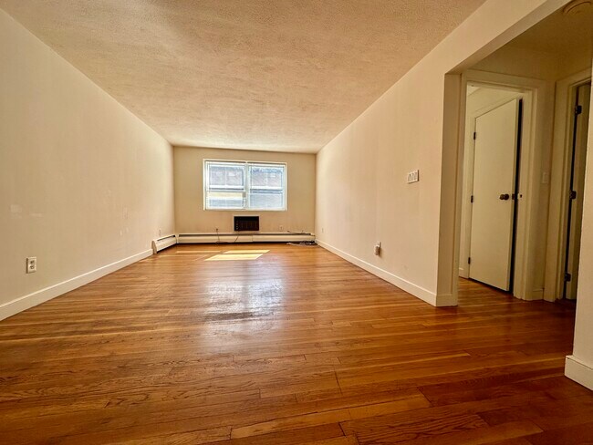 Building Photo - 246 Allston St