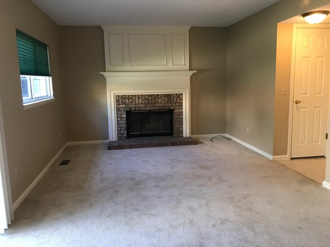 Building Photo - Great 3br 2ba home in the foothills of Gol...