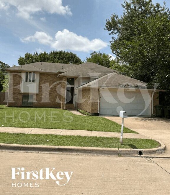 Building Photo - 6476 Sudbury Way