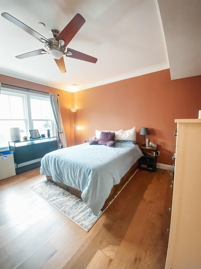 Building Photo - 121 Green St