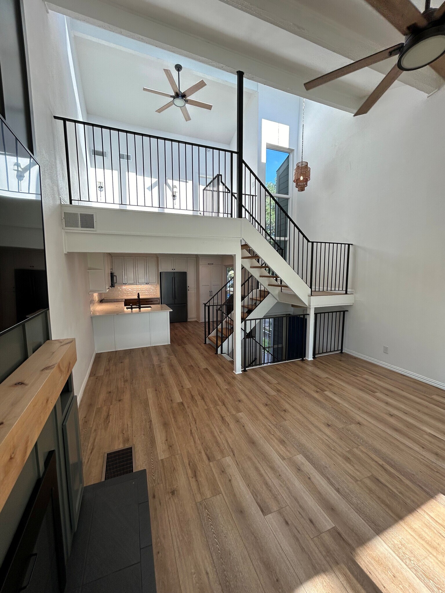 Building Photo - 300 Rush Creek Dr