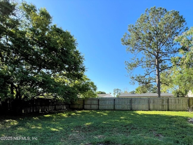 Building Photo - 10930 Whitly Ct
