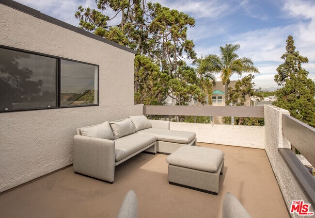 Building Photo - 1248 23rd St