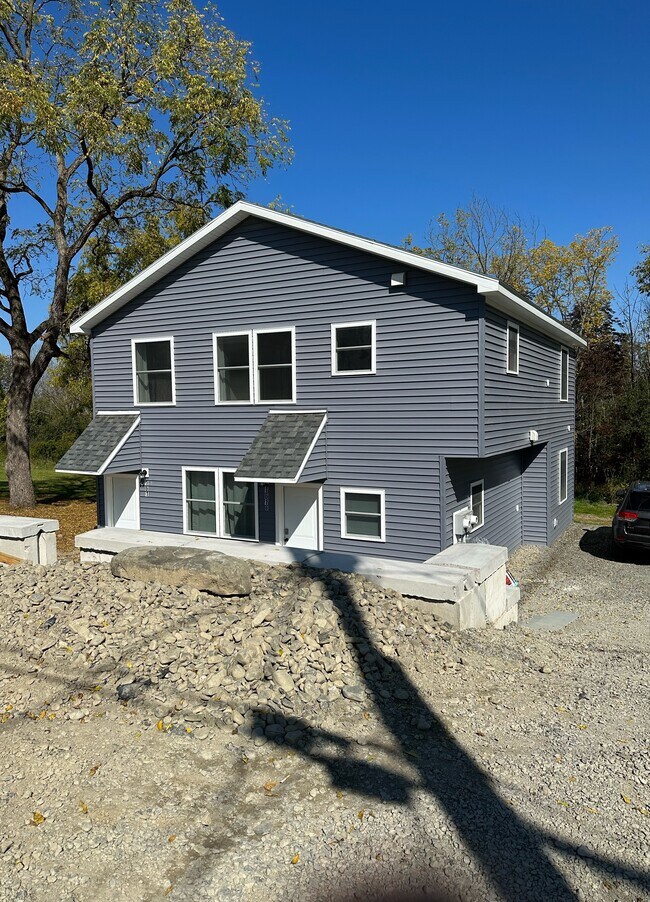Primary Photo - 161 Kendall Ave