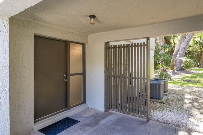 Building Photo - 39 Alcira Ct