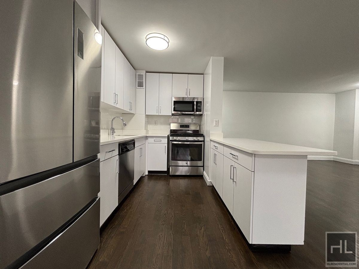 Building Photo - East 82nd Street