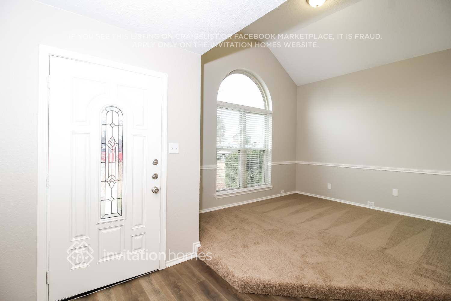 Building Photo - 1530 Knollview Ln
