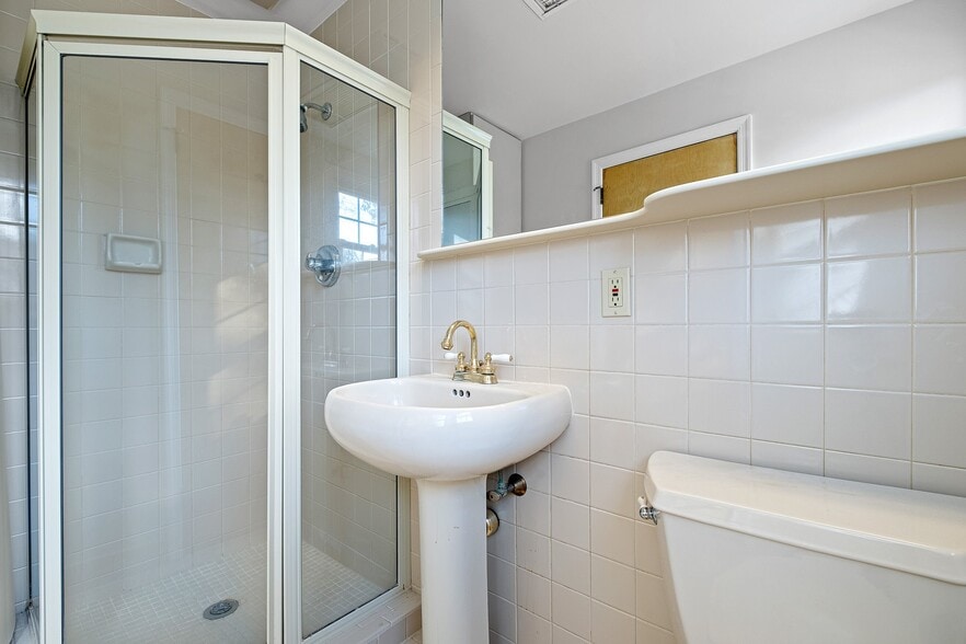 Primary Bath - 2409 Sweetbriar Rd