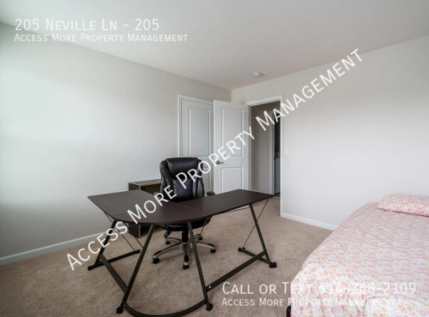 Building Photo - 205 Neville Ln