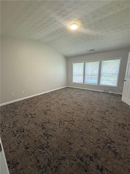 Building Photo - 6106 Allpoint Way