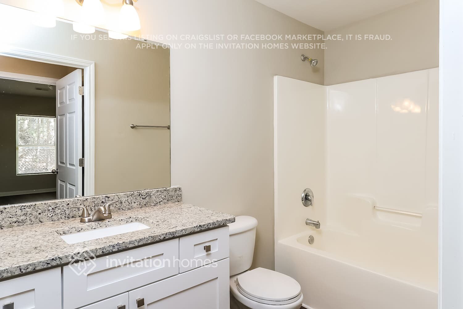 Building Photo - 1326 Laurel Woods Dr