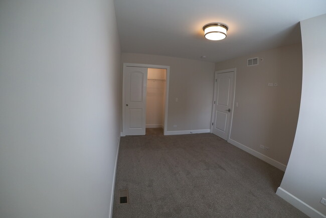 Building Photo - 10750 Clock Tower Dr