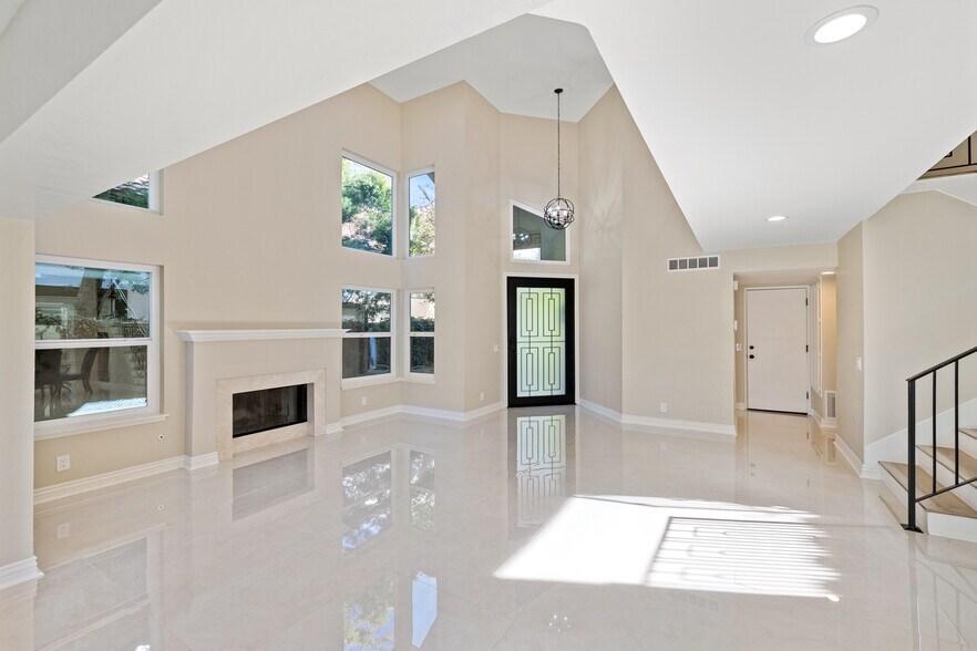 Building Photo - 24675 Vista Cerritos
