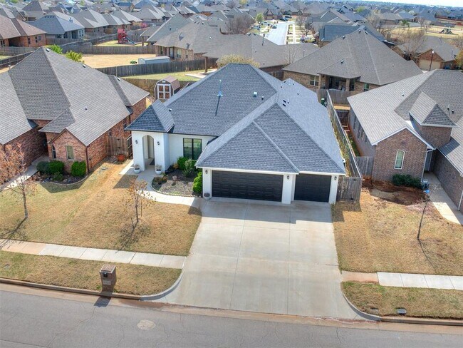 Building Photo - 3112 NW 184th Terrace