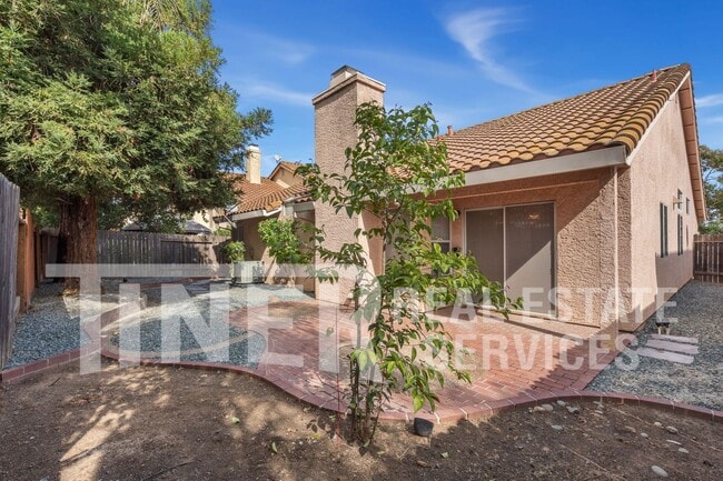 Building Photo - 8948 Warmsprings St