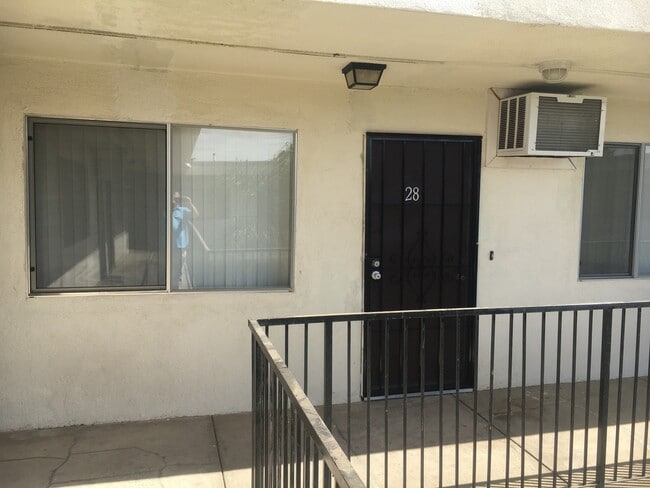 Building Photo - Cedarwood Apartments