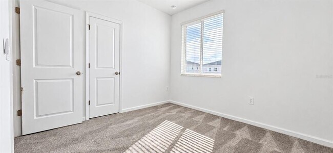 Building Photo - 161 Nine Iron Dr